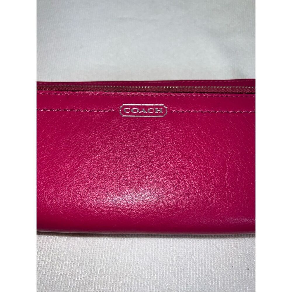 Vintage Pink Coach Wristlet Billfold Wallet OS - Picture 2 of 7